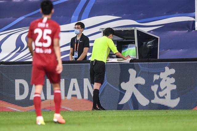 切尔西和拜仁仍然对迈尼昂感兴趣 米兰：1亿欧！